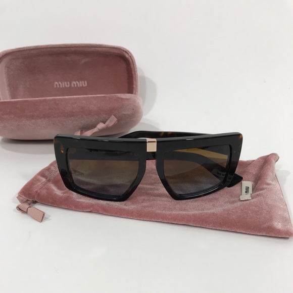 Authentic MIU MIU sunglasses - Picture 4 of 8